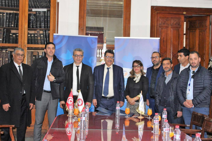 TOPNET et l’Ordre National des Avocats de Tunisie ONAT signent un partenariat technologique